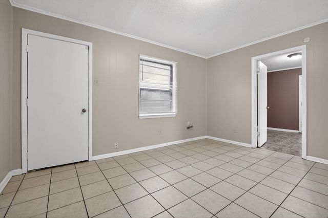 4566 WEAVER RD, Memphis, TN 38109