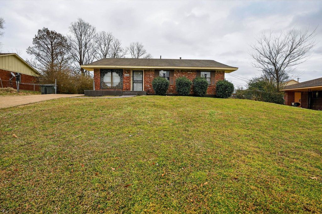 4566 WEAVER RD, Memphis, TN 38109