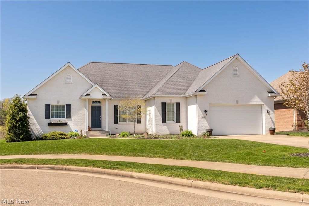 520 Pga Boulevard, New Philadelphia, OH 44663