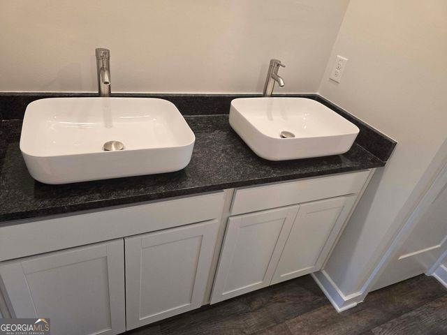 1692 Fuma Leaf Way 301, Mcdonough, GA 30253