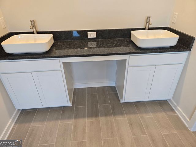 1692 Fuma Leaf Way 301, Mcdonough, GA 30253