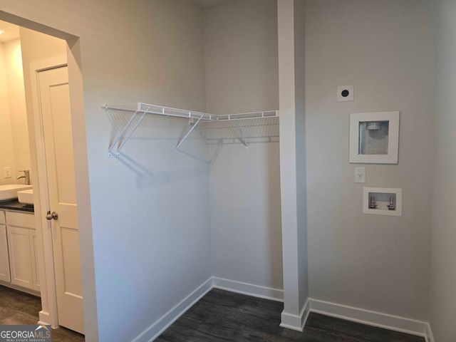 1692 Fuma Leaf Way 301, Mcdonough, GA 30253