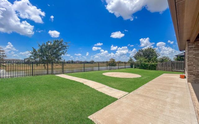 3522 Gore Creek Drive, Brookshire, TX 77494