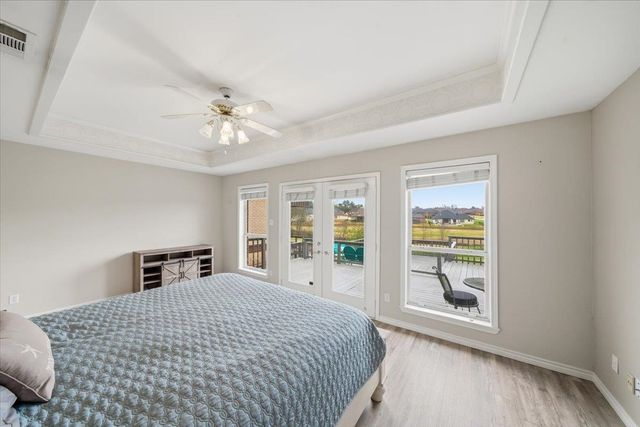 2 Oak Creek Ridge Drive, Longview, TX 75605