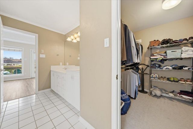 2 Oak Creek Ridge Drive, Longview, TX 75605