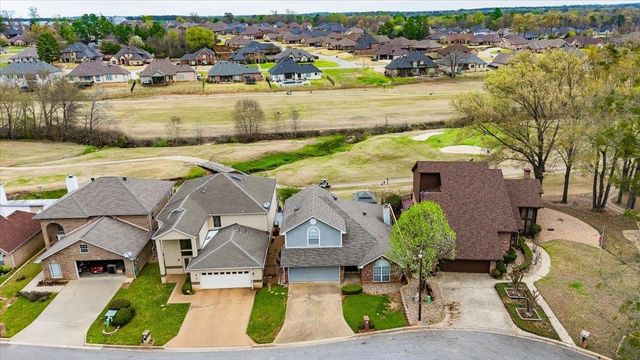 2 Oak Creek Ridge Drive, Longview, TX 75605