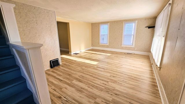 407 Locust, Waterloo, IA 50701