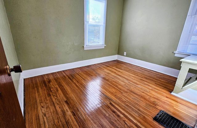 407 Locust, Waterloo, IA 50701