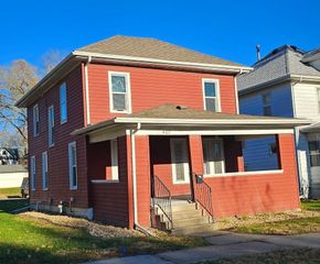 407 Locust, Waterloo, IA 50701