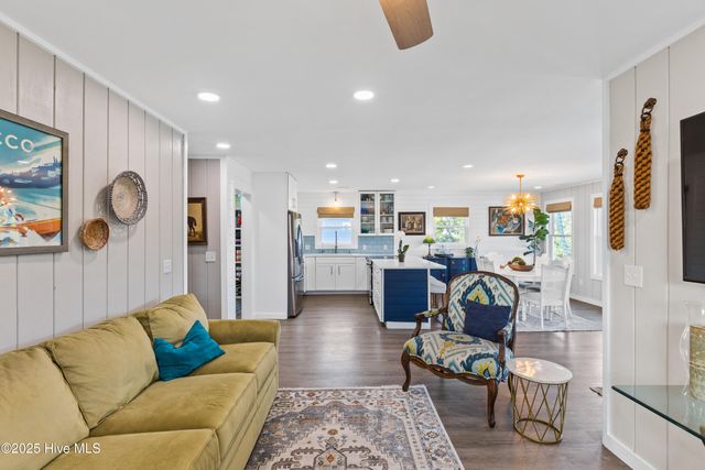 15 Coral Drive, Wrightsville Beach, NC 28480