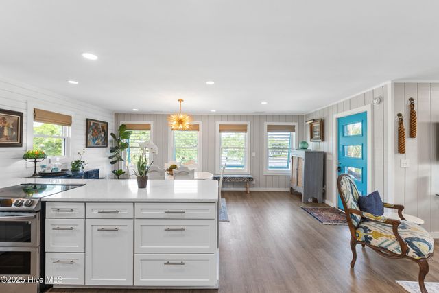 15 Coral Drive, Wrightsville Beach, NC 28480