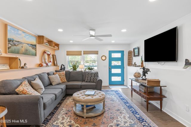 15 Coral Drive, Wrightsville Beach, NC 28480