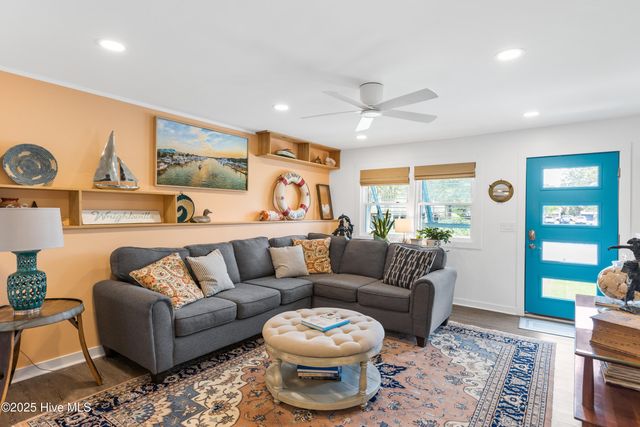 15 Coral Drive, Wrightsville Beach, NC 28480