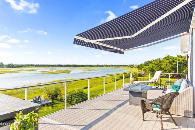 15 Coral Drive, Wrightsville Beach, NC 28480