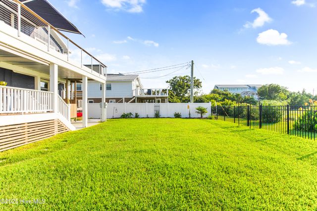 15 Coral Drive, Wrightsville Beach, NC 28480