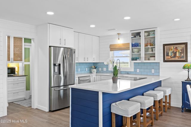 15 Coral Drive, Wrightsville Beach, NC 28480
