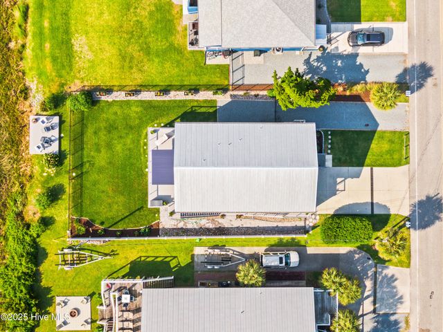 15 Coral Drive, Wrightsville Beach, NC 28480