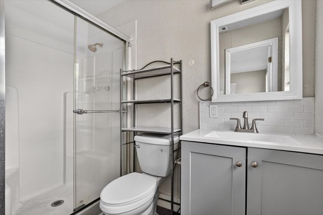 221 2nd Street, Wilmer, TX 75172