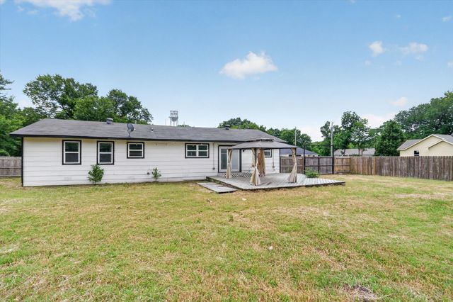 221 2nd Street, Wilmer, TX 75172
