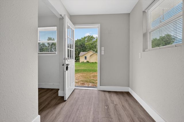 221 2nd Street, Wilmer, TX 75172