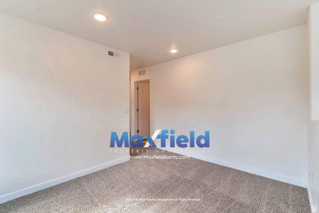 Image 11 of property listing at 13343 S FALLOWFIELD LN, Herriman, UT 84096