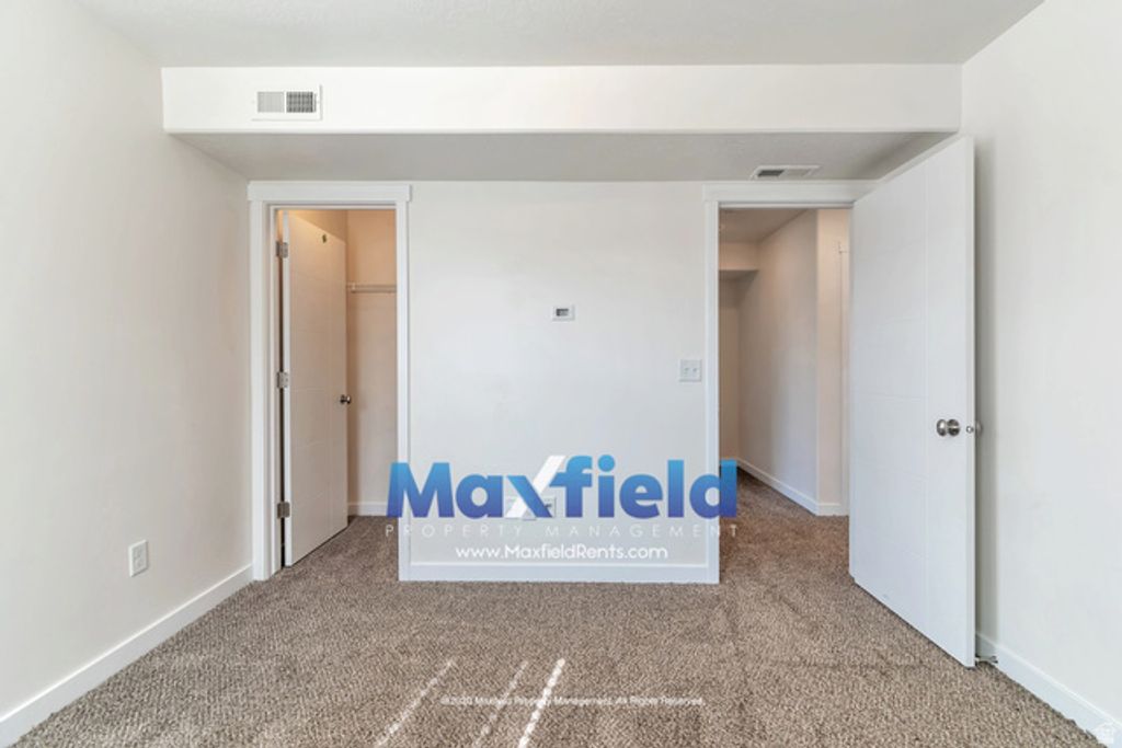 Image 12 of property listing at 13343 S FALLOWFIELD LN, Herriman, UT 84096