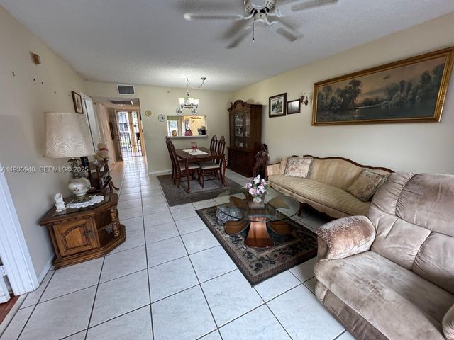 1351 SW 141st Ave 205G, Pembroke Pines, FL 33027