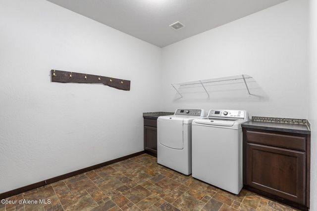 2854 W Sorbonne Dr, Coeur D'alene, ID 83815