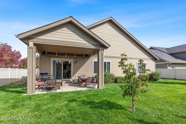 2854 W Sorbonne Dr, Coeur D'alene, ID 83815