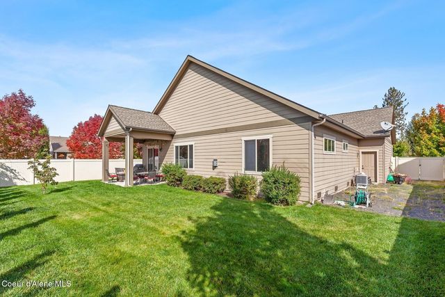 2854 W Sorbonne Dr, Coeur D'alene, ID 83815