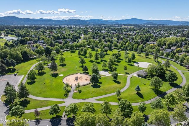 2854 W Sorbonne Dr, Coeur D'alene, ID 83815