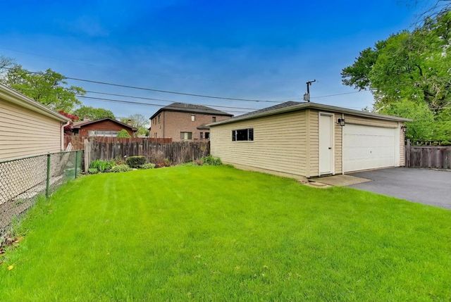8332 N Oketo Avenue, Niles, IL 60714