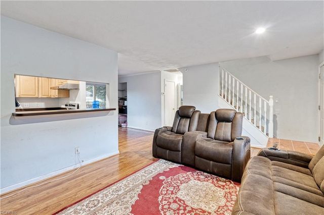 572 Rose Marie AVE, Virginia Beach, VA 23462