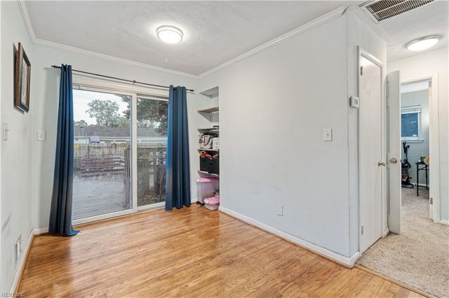 572 Rose Marie AVE, Virginia Beach, VA 23462