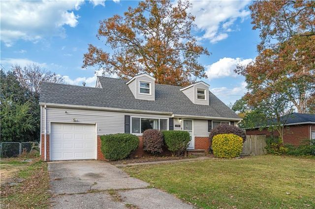 572 Rose Marie AVE, Virginia Beach, VA 23462