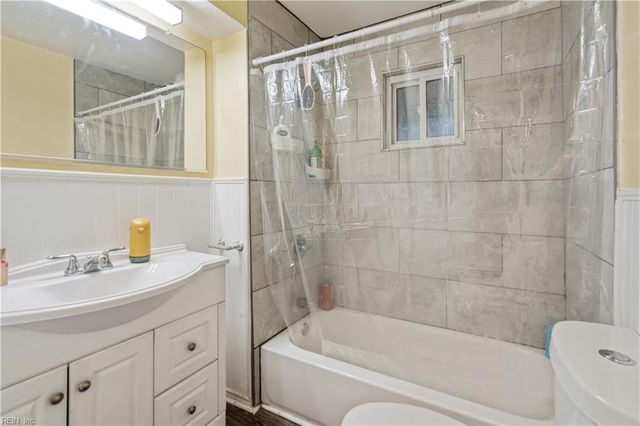 572 Rose Marie AVE, Virginia Beach, VA 23462