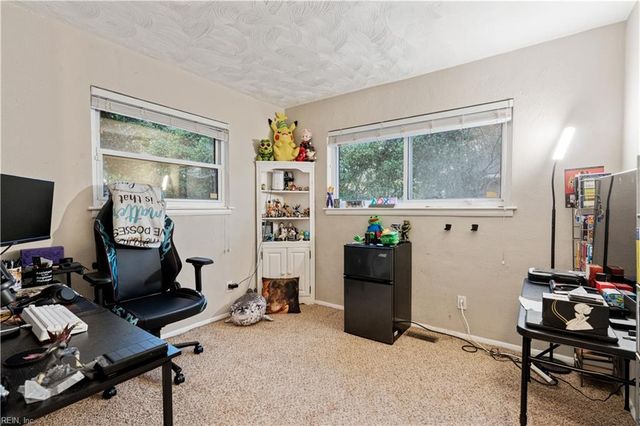 572 Rose Marie AVE, Virginia Beach, VA 23462