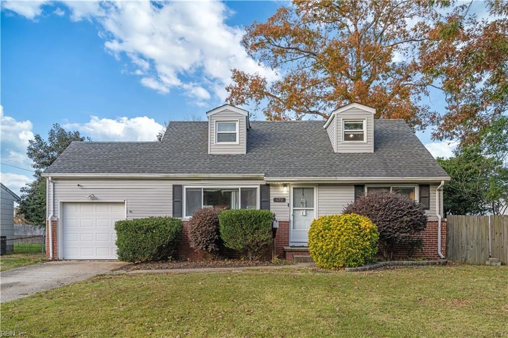 572 Rose Marie AVE, Virginia Beach, VA 23462