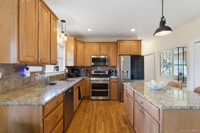 6 Von Trapp Court, Washingtonville, NY 10992