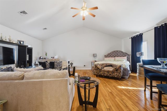 6 Von Trapp Court, Washingtonville, NY 10992