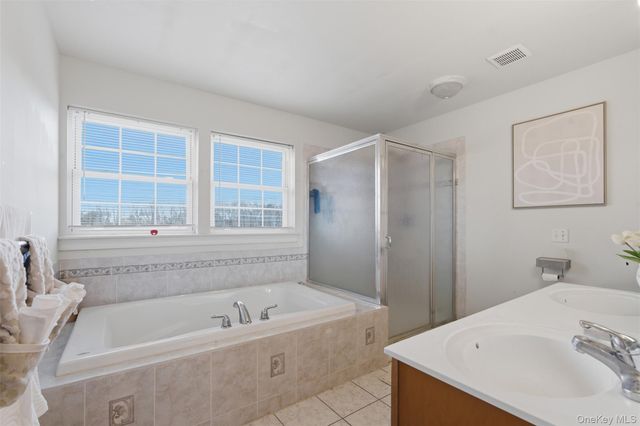 6 Von Trapp Court, Washingtonville, NY 10992