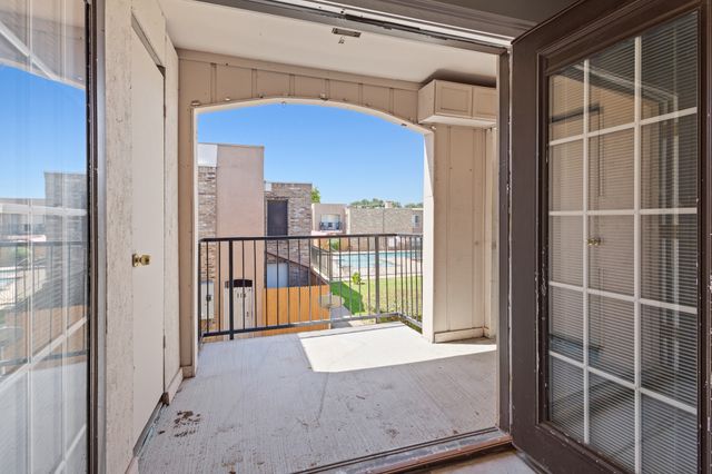 5634 Boca Raton Boulevard 209, Fort Worth, TX 76112