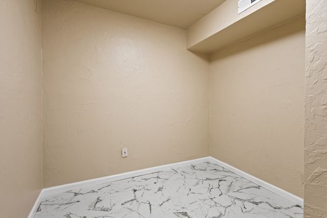 5634 Boca Raton Boulevard 209, Fort Worth, TX 76112