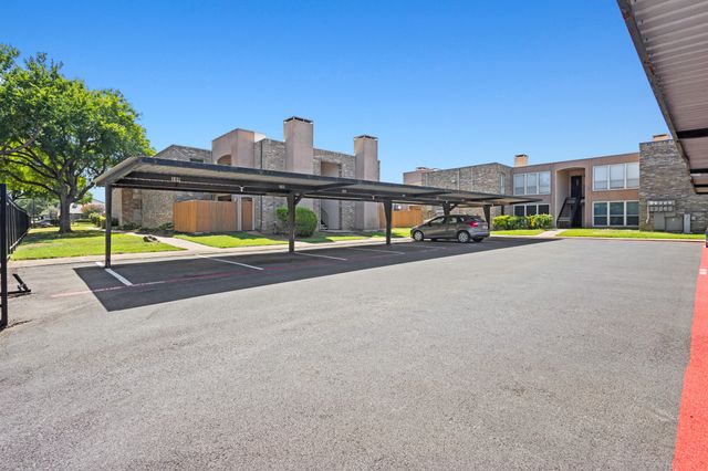 5634 Boca Raton Boulevard 209, Fort Worth, TX 76112