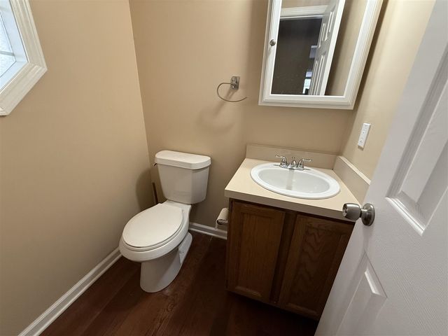 3496 Burbank Drive, Ann Arbor, MI 48105