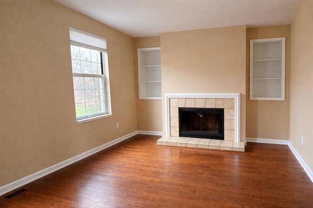 3496 Burbank Drive, Ann Arbor, MI 48105