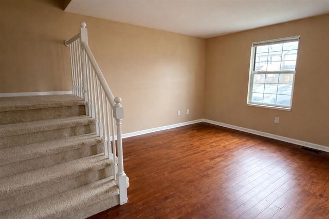 3496 Burbank Drive, Ann Arbor, MI 48105