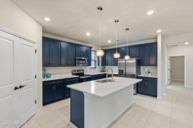 2817 IVY POST Drive, Jacksonville, FL 32226