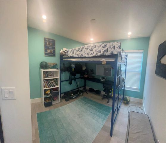 2045 Nettles Blvd, Jensen Beach, FL 34957