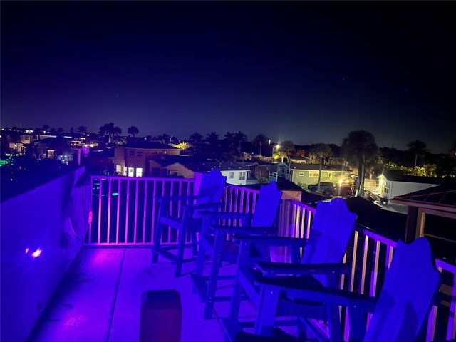 2045 Nettles Blvd, Jensen Beach, FL 34957